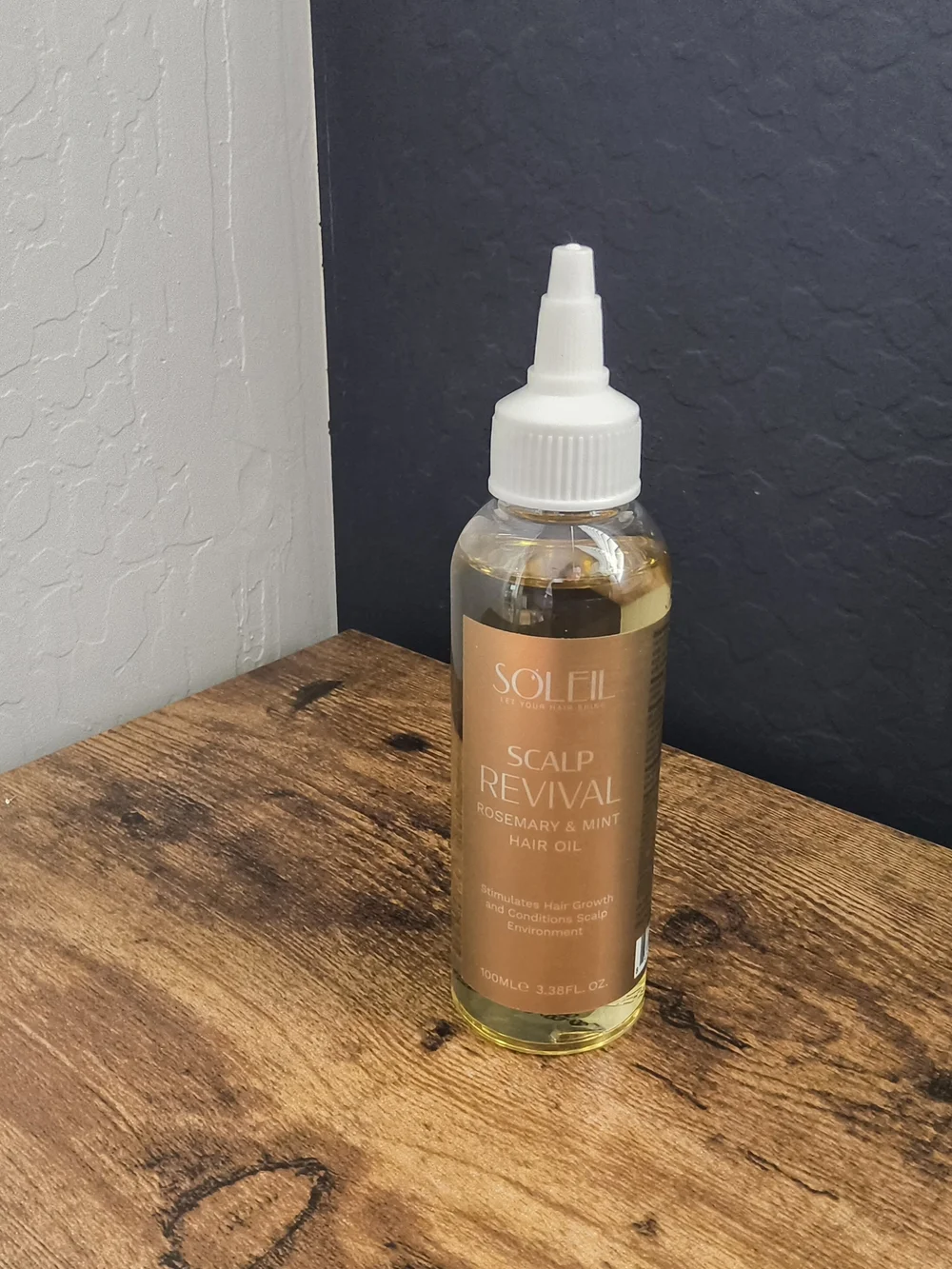 Soleil Scalp Revival Rosemary & Mint Hair Oil — Clear/Gold Bottle